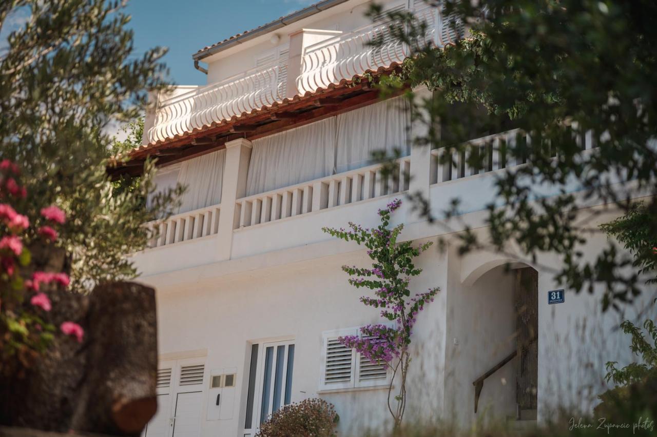 Apartments Lastovo Silic מראה חיצוני תמונה
