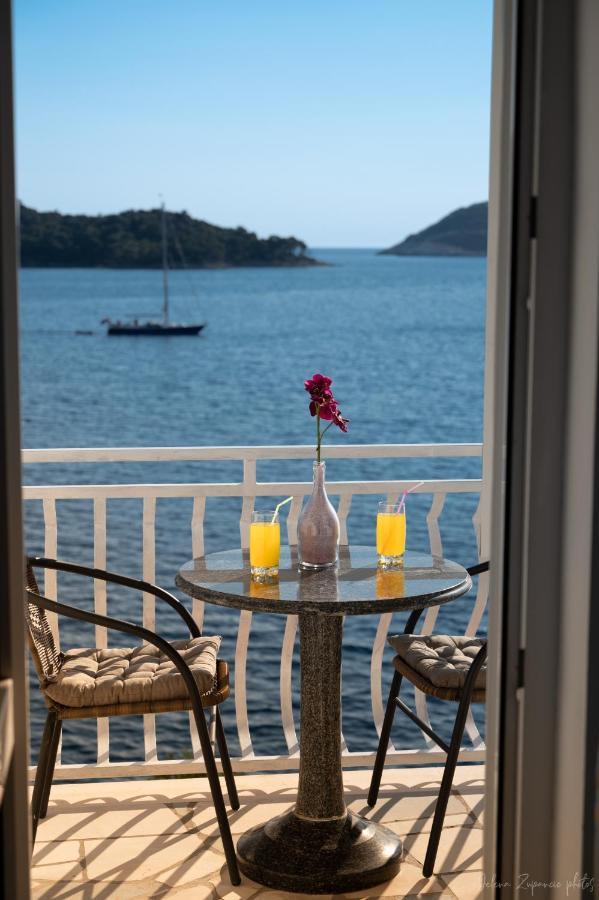 Apartments Lastovo Silic מראה חיצוני תמונה